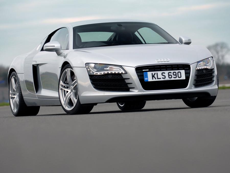  Audi R8 2007 года  (UK) (фото 2 из 25)